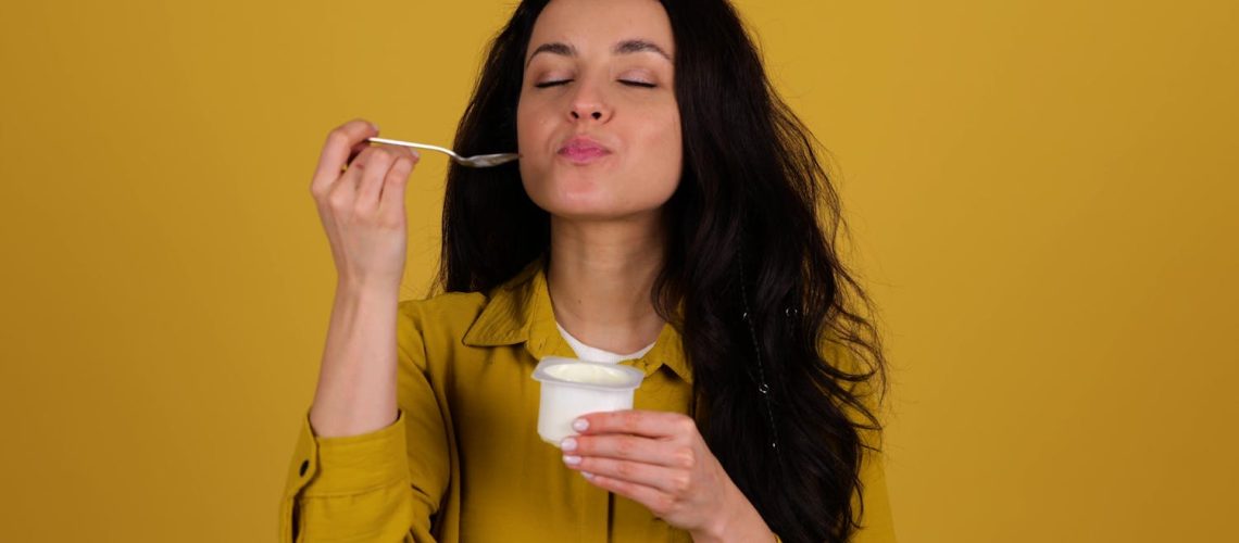 Manger du yaourt le soir : bonne ou mauvaise idée ?